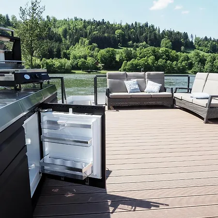 Hausboot Bei Passau Windorf (Passau)